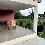 Jolie Petite Maison A La Campagne