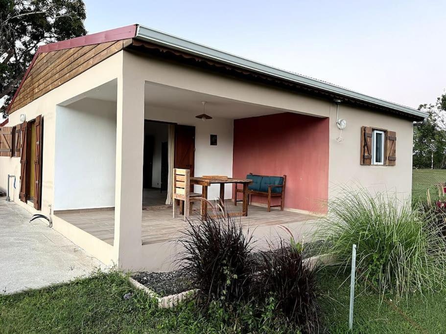 Jolie Petite Maison A La Campagne Hébergement de vacances Le Moule